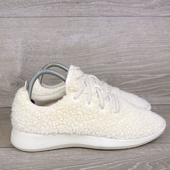 Allbirds Wool Runner Fluff Women’s Sz 9 White Cream Merino Wool Low Top Sneakers - Picture 1 of 10